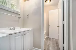 114 Howell Dr SW, Atlanta, GA 30331 - Photo 16