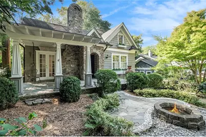 2378 Glenwood Drive NE, Atlanta, GA 30305 - Photo 2