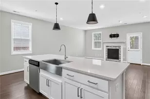 1235 Herty Dr, Marietta, GA 30062 - Photo 8