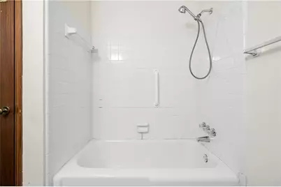 3260 Creek Hollow Drive, Marietta, GA 30062 - Photo 18