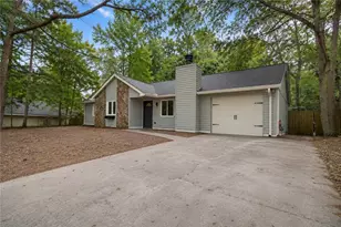 1252 Sherwood Dr, Norcross, GA 30093 - Photo 1