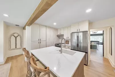 235 Mathews Circle SE, Marietta, GA 30067 - Photo 8