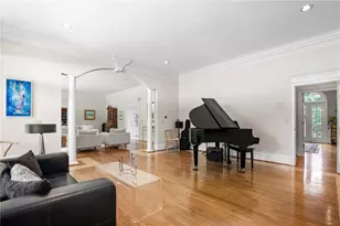 135 Lameloise Ln, Atlanta, GA 30327 - Photo 18