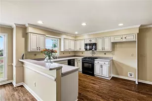 2571 Meadowglen Trail, Snellville, GA 30078 - Photo 6