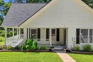 178 Gay Thompson Dr, Canton, GA 30115 - Photo 2