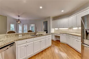 3515 Woodbury Creek Dr, Cumming, GA 30041 - Photo 4
