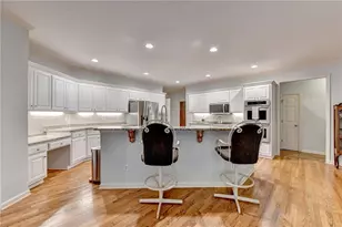 3515 Woodbury Creek Dr, Cumming, GA 30041 - Photo 2