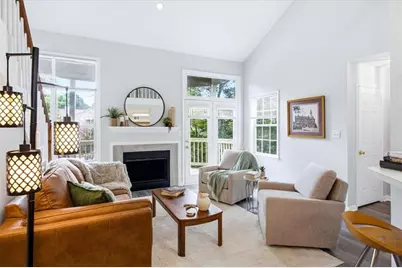 917 McGill Park Avenue NE, Atlanta, GA 30312 - Photo 2