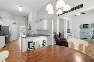 4389 Chatham View Dr, Buford, GA 30518 - Photo 10