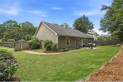 4389 Chatham View Drive, Buford, GA 30518 - Photo 22