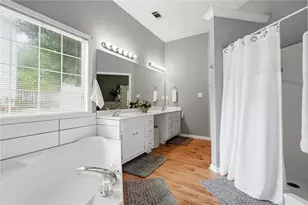 4389 Chatham View Dr, Buford, GA 30518 - Photo 14