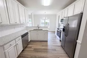 3322 Henderson View Ct, Loganville, GA 30052 - Photo 6