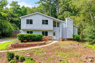 6567 Oakwood Dr, Douglasville, GA 30135 - Photo 1