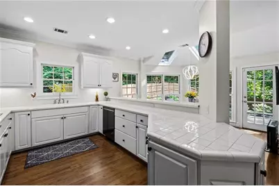 1260 Oakhaven Drive, Roswell, GA 30075 - Photo 18