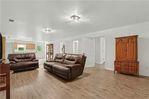 1825 Skelton Rd, Hoschton, GA 30548 - Photo 38