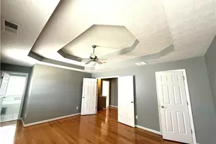 7566 Larchwood Ln, Riverdale, GA 30274 - Photo 4
