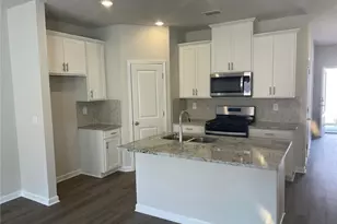 4074 Holland Grv Rd, Lawrenceville, GA 30044 - Photo 4
