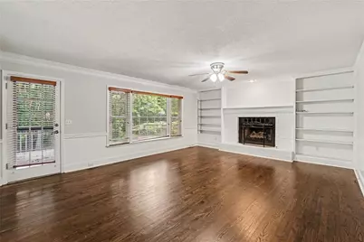 810 Deep Lake Drive NW, Kennesaw, GA 30144 - Photo 12