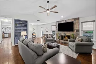 2665 Shadow Pine Dr, Roswell, GA 30076 - Photo 8