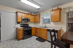 8405 Somerton Cir, Douglasville, GA 30134 - Photo 12