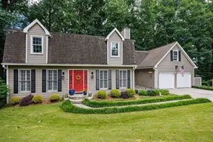 4002 Edgewood Ct, Marietta, GA 30068 - Photo 2