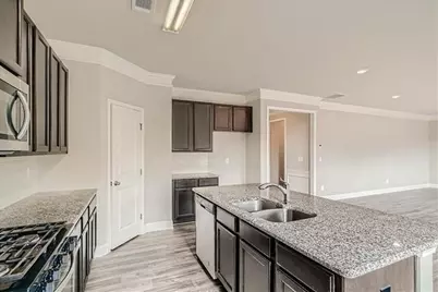 6811 Lancaster Xing, Flowery Branch, GA 30542 - Photo 6