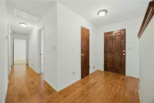 1723 Collins Hill Rd, Lawrenceville, GA 30043 - Photo 10