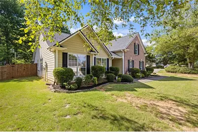 1755 Charleston Oak Circle, Lawrenceville, GA 30043 - Photo 10