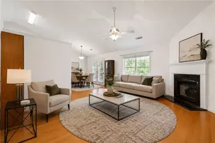 1755 Charleston Oak Cir, Lawrenceville, GA 30043 - Photo 2