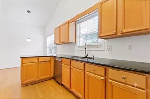 1755 Charleston Oak Cir, Lawrenceville, GA 30043 - Photo 10