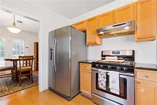 1755 Charleston Oak Cir, Lawrenceville, GA 30043 - Photo 14