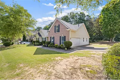 1755 Charleston Oak Circle, Lawrenceville, GA 30043 - Photo 8