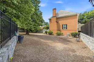 65 Mt Vernon Cir, Atlanta, GA 30338 - Photo 34