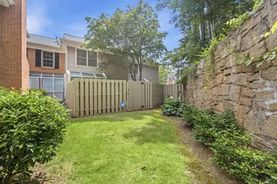 65 Mount Vernon Circle, Atlanta, GA 30338 - Photo 18