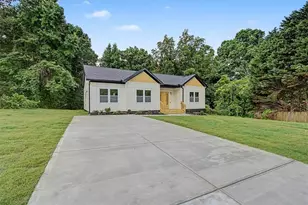 4621 Ashmore Dr, Forest Park, GA 30297 - Photo 4