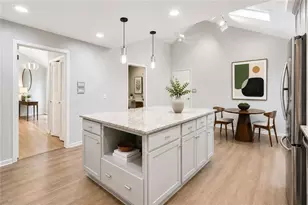 4411 Kings Way NE, Marietta, GA 30067 - Photo 4