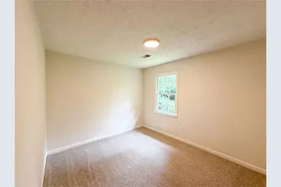 6486 Lynndale Lane, Morrow, GA 30260 - Photo 4