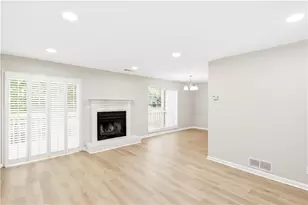 301 Bridge Ln SE, Smyrna, GA 30082 - Photo 12