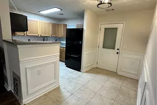 1011 Estes Dr SW, Atlanta, GA 30310 - Photo 4