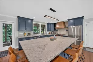 4100 Shawnee Ln NE, Brookhaven, GA 30319 - Photo 6