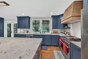 4100 Shawnee Ln NE, Brookhaven, GA 30319 - Photo 8