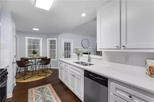 106 Hearthstone Dr, Woodstock, GA 30189 - Photo 10