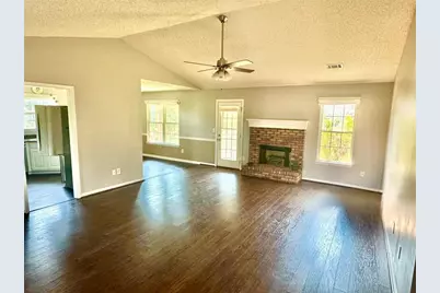 211 Lucas Way, Statham, GA 30666 - Photo 8