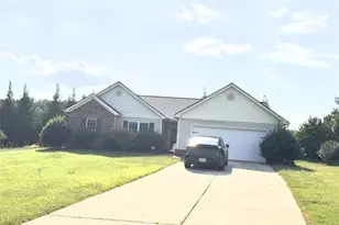 211 Lucas Way, Statham, GA 30666 - Photo 2