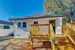 12 S Eugenia Pl NW, Atlanta, GA 30318 - Photo 12