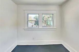 12 S Eugenia Pl NW, Atlanta, GA 30318 - Photo 8