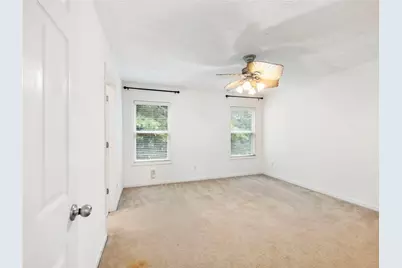 561 Double Creek Drive, Lawrenceville, GA 30045 - Photo 16