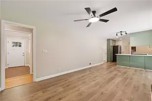 536 Rimrock Trail, Stone Mountain, GA 30083 - Photo 20