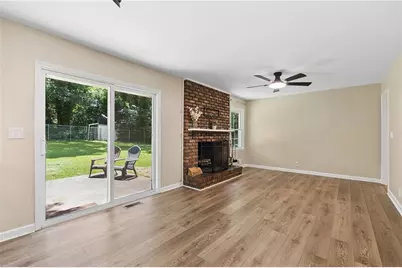 536 Rimrock Trail, Stone Mountain, GA 30083 - Photo 16