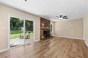 536 Rimrock Trail, Stone Mountain, GA 30083 - Photo 16